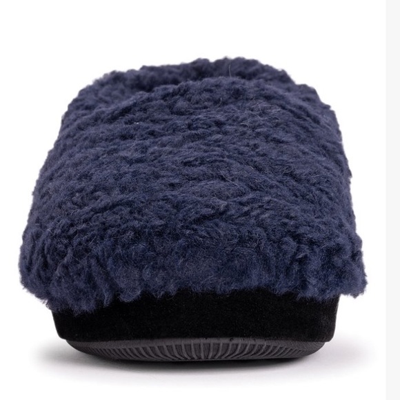 Cozy Slippers! MUK LUKS! Dark Sapphire! NWT! Size L - Picture 4 of 4